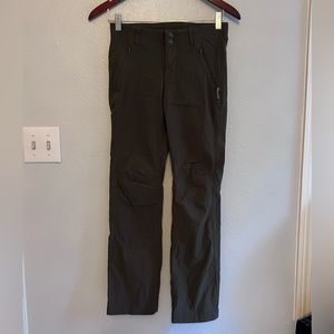 Navy Green cropped pants!